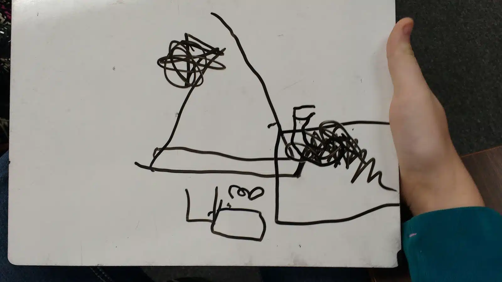 example drawing from drawing on your head christmas game. 