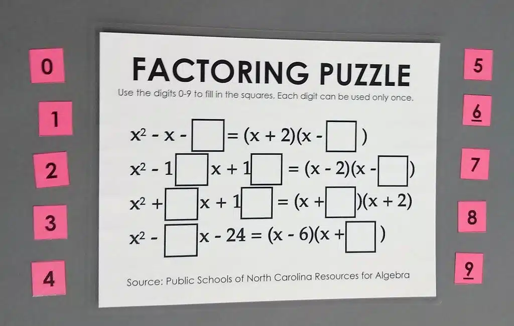 Factoring Puzzle for Quadratic Trinomials with Movable Pieces
