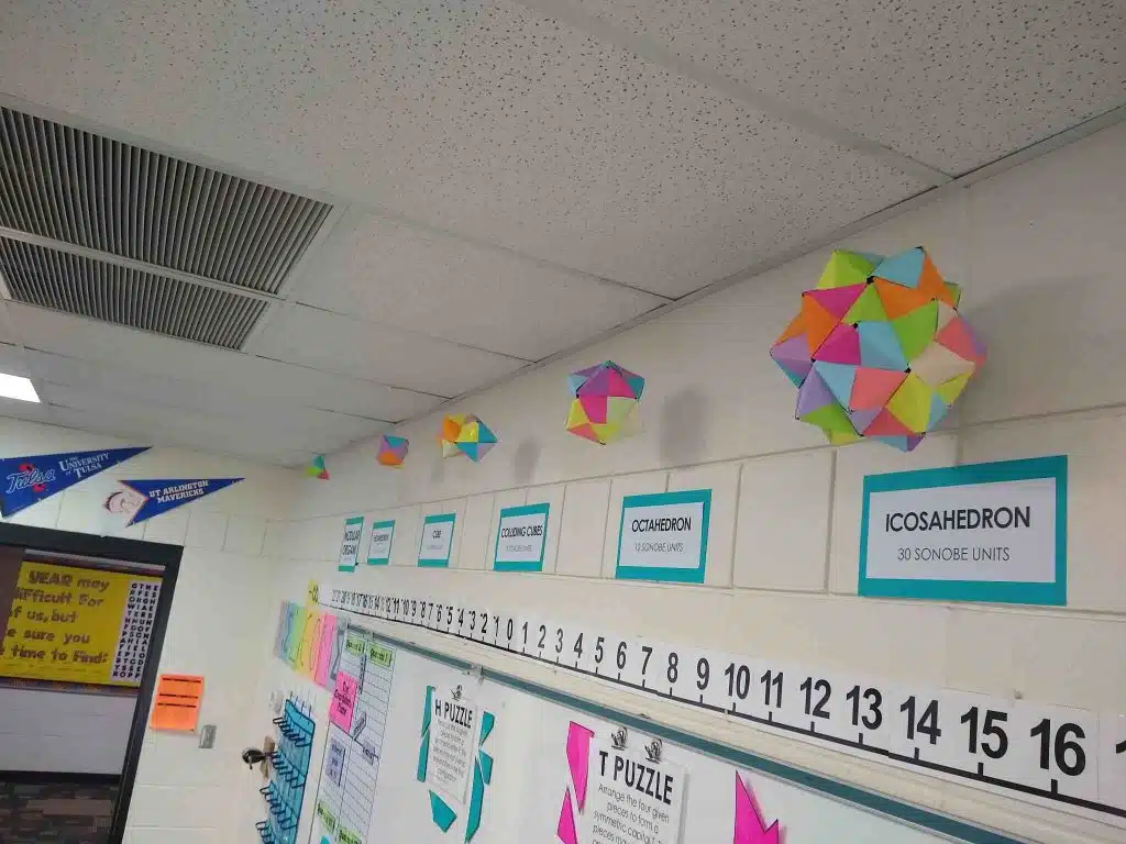 Modular Origami - Sonobe Classroom Display