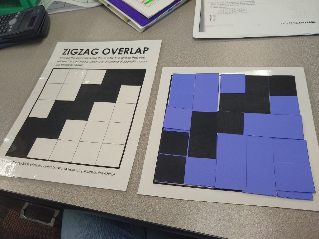 Zigzag Overlap Puzzle