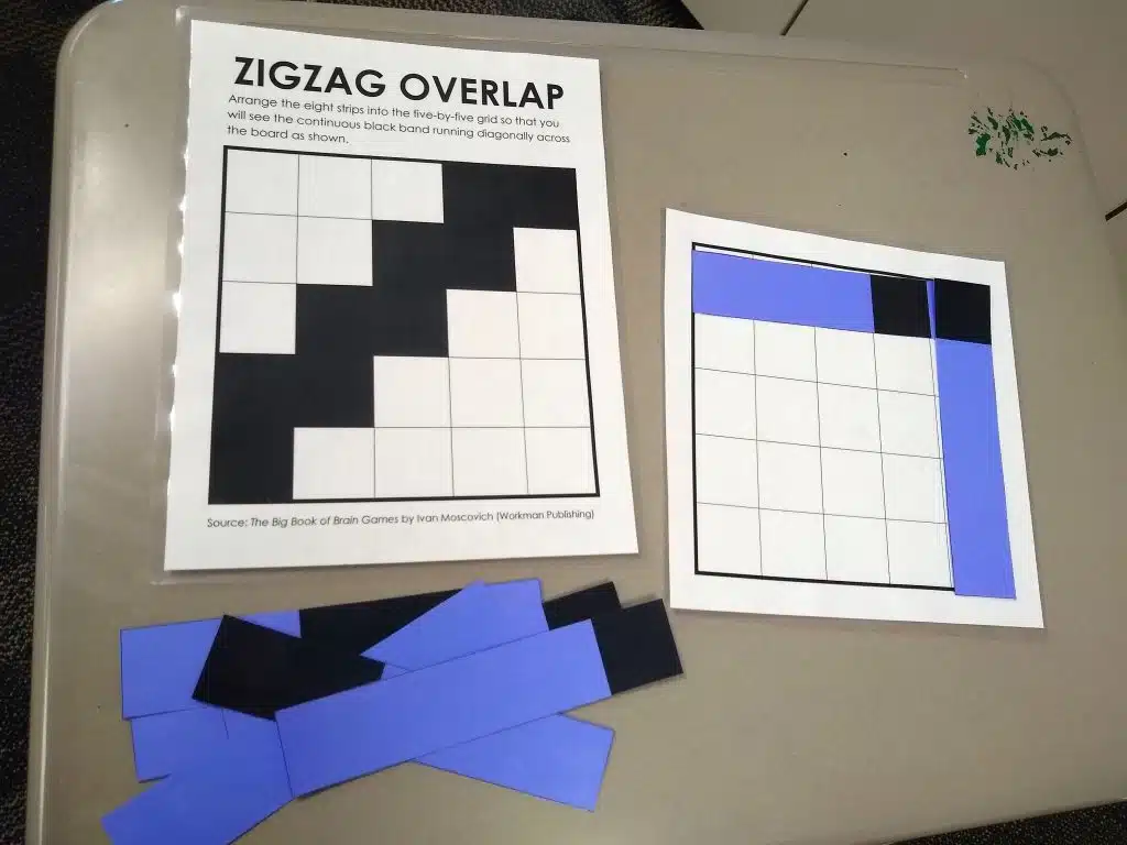 Zigzag Overlap Puzzle