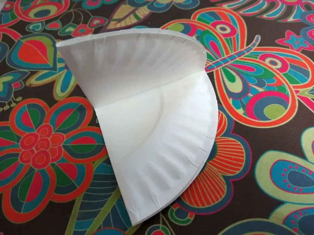 paper plate folded into fourths 